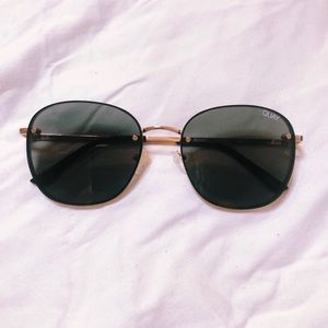 QUAY Jezabell Rimless Sunglasses with Case